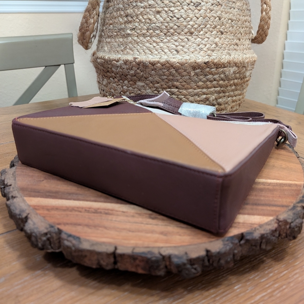 Unique Leather Convertible Handbag - Picture 5 of 6